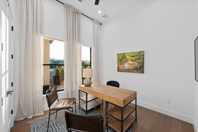 19509 INVERNESS DR, Spicewood, TX 78669