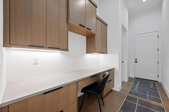 19509 INVERNESS DR, Spicewood, TX 78669