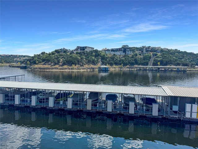 19509 INVERNESS DR, Spicewood, TX 78669