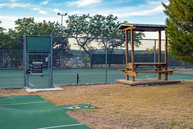 19509 INVERNESS DR, Spicewood, TX 78669