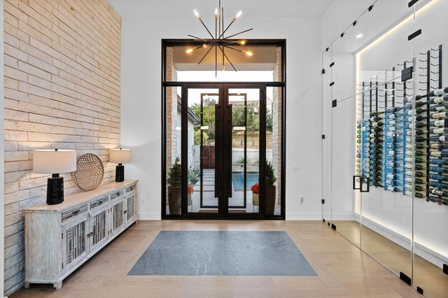 19509 INVERNESS DR, Spicewood, TX 78669