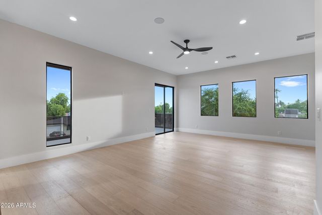 4422 E ROMA Avenue, Phoenix, AZ 85018