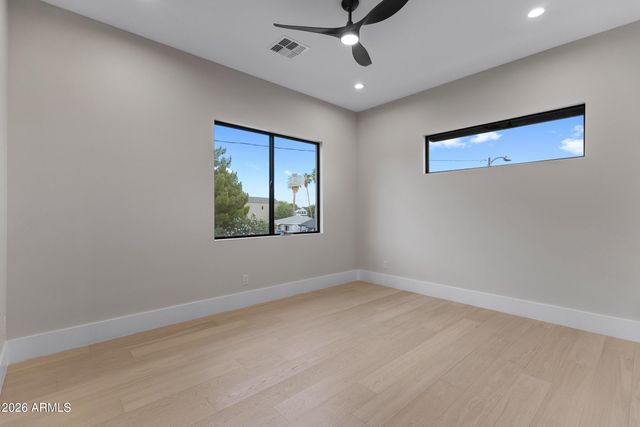 4422 E ROMA Avenue, Phoenix, AZ 85018