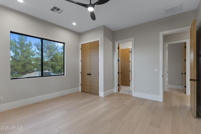 4422 E ROMA Avenue, Phoenix, AZ 85018