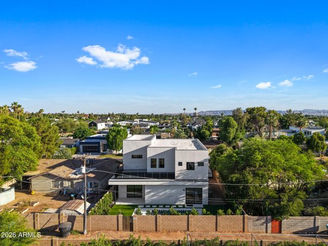 4422 E ROMA Avenue, Phoenix, AZ 85018