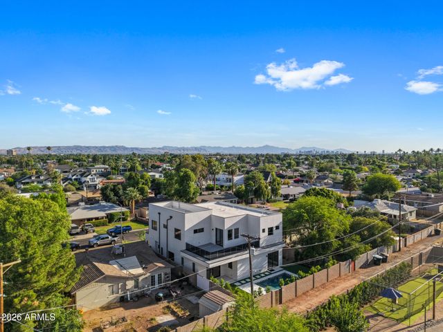 4422 E ROMA Avenue, Phoenix, AZ 85018