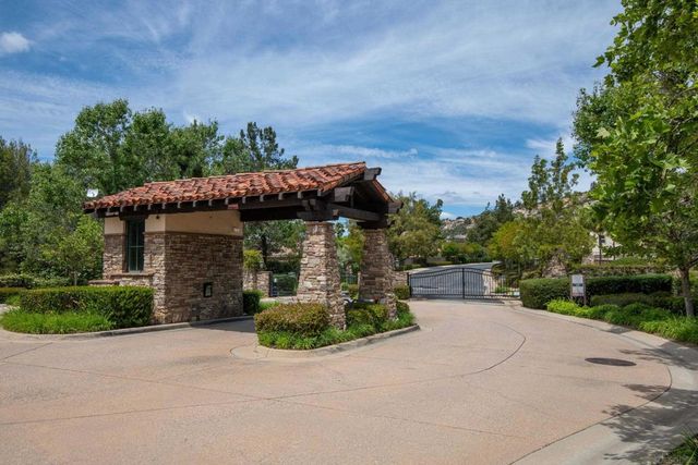 14220 Pebble Beach Way, Valley Center, CA 92082