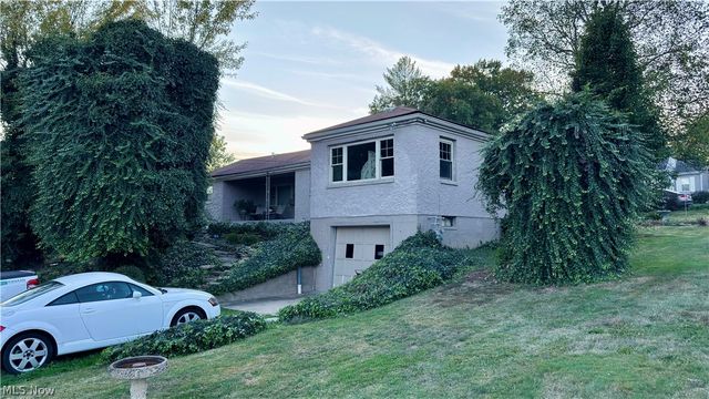 65141 Three Hills Drive, Bellaire, OH 43906