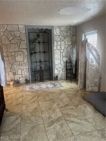 65141 Three Hills Drive, Bellaire, OH 43906