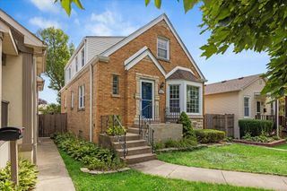 5321 N Moody Avenue, Chicago, IL 60630