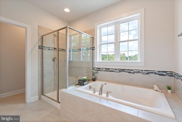 143 WHIRLAWAY DR., Westminster, MD 21157