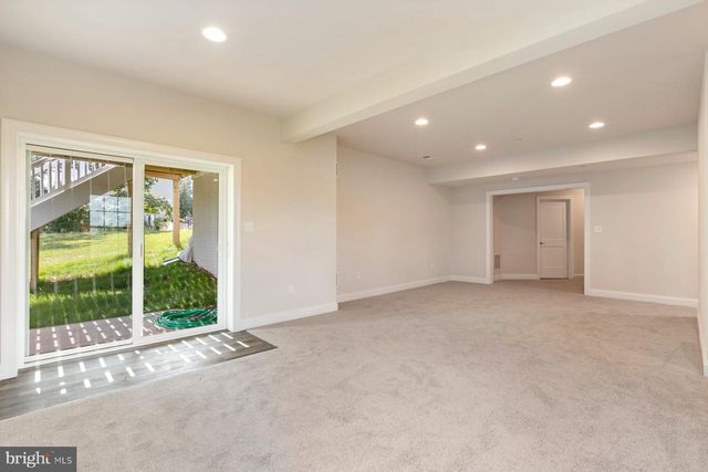 143 WHIRLAWAY DR., Westminster, MD 21157