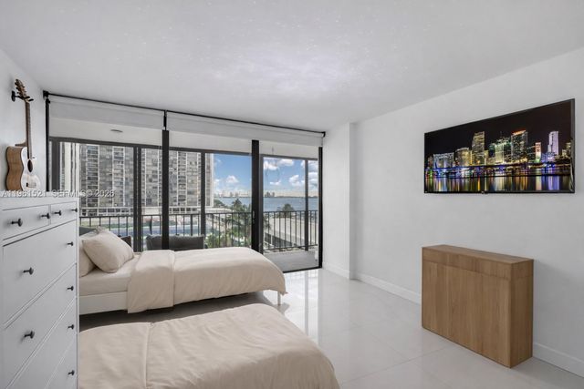 1925 Brickell Ave 606, Miami, FL 33129