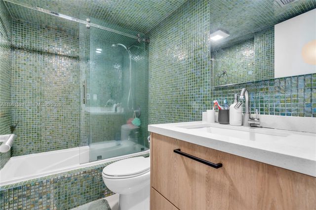 1925 Brickell Ave 606, Miami, FL 33129