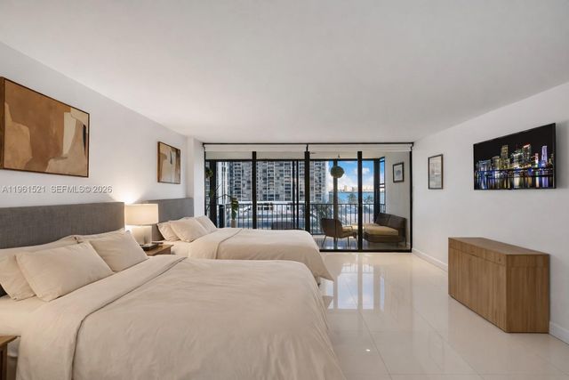 1925 Brickell Ave 606, Miami, FL 33129