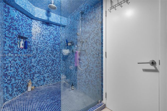 1925 Brickell Ave 606, Miami, FL 33129