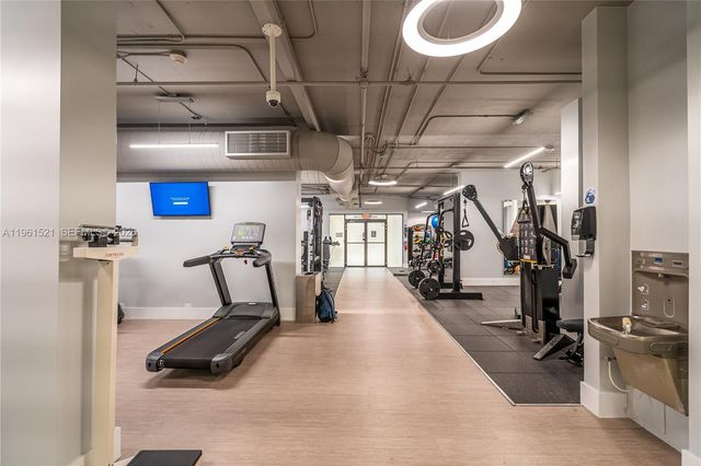 1925 Brickell Ave 606, Miami, FL 33129