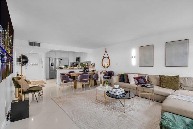 1925 Brickell Ave 606, Miami, FL 33129