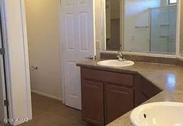 8796 N Norway Spruce Road, Tucson, AZ 85743