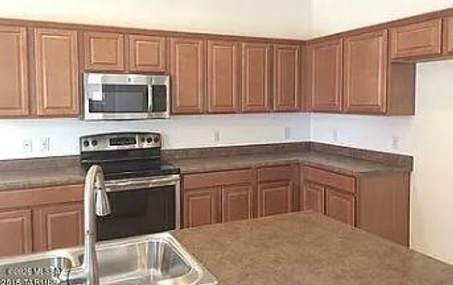 8796 N Norway Spruce Road, Tucson, AZ 85743
