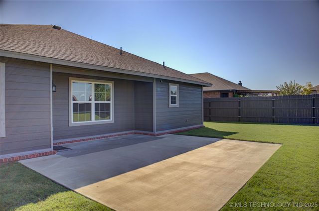 13402 N 131 East Avenue, Collinsville, OK 74021