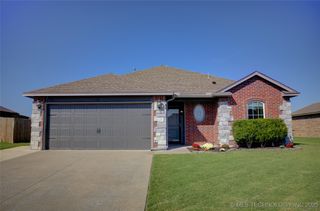 13402 N 131 East Avenue, Collinsville, OK 74021
