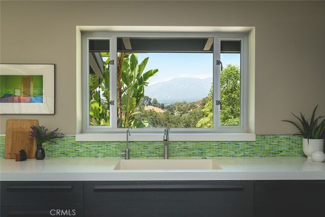 2770 Mira Vista Drive, Glendale, CA 91208