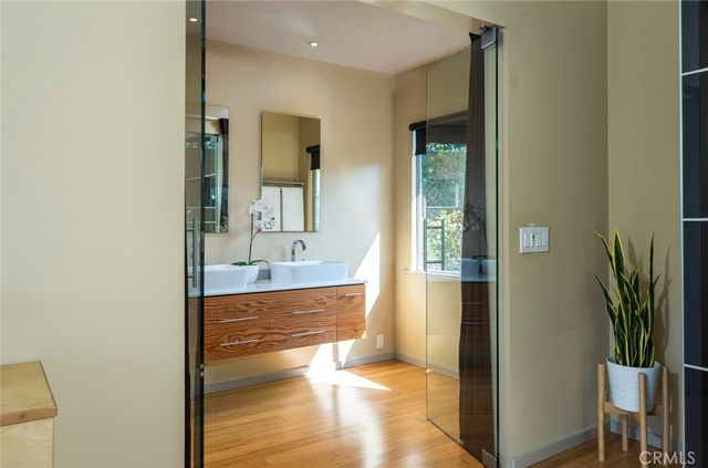 2770 Mira Vista Drive, Glendale, CA 91208