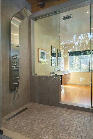 2770 Mira Vista Drive, Glendale, CA 91208