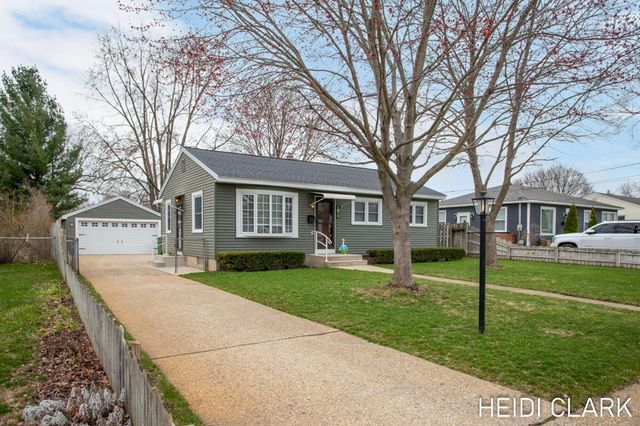 4337 Flamingo Avenue SW, Wyoming, MI 49509