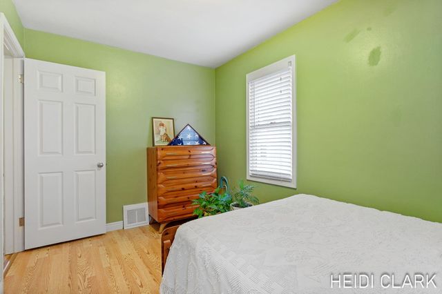 4337 Flamingo Avenue SW, Wyoming, MI 49509