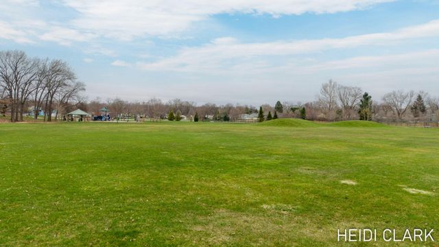 4337 Flamingo Avenue SW, Wyoming, MI 49509