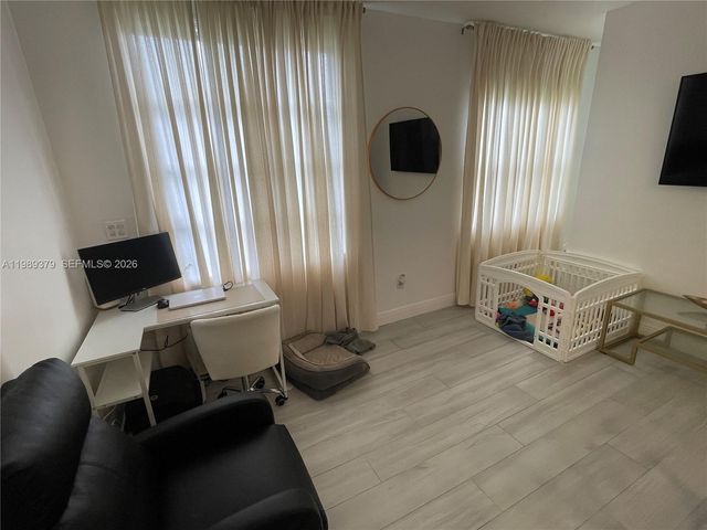 4909 NW 52nd Court, Tamarac, FL 33319