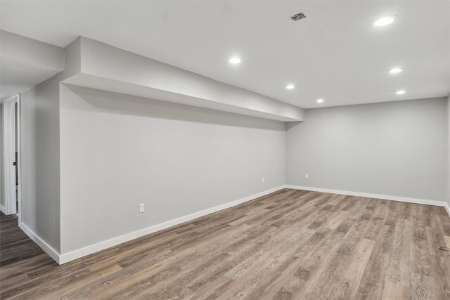5028 Cherrywood Drive, West Des Moines, IA 50265