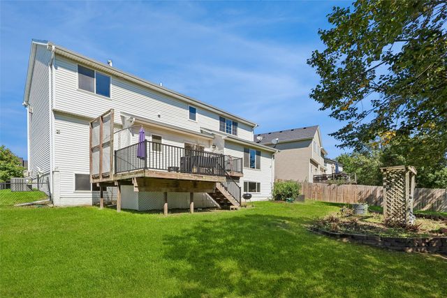 5028 Cherrywood Drive, West Des Moines, IA 50265