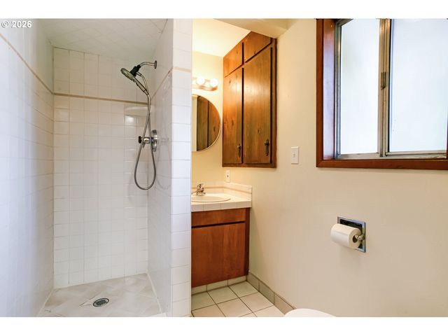 4012 Se 32ND Ave, Portland, OR 97202