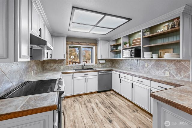 10618 229th Street E, Graham, WA 98338