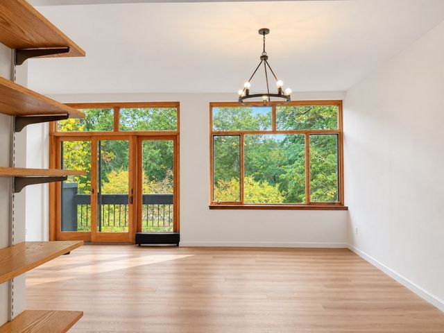 100 Keyes Rd 304, Concord, MA 01742