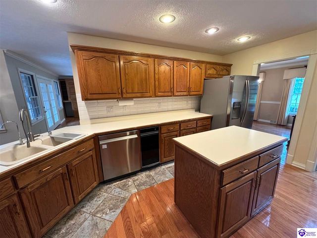 710 Freeman Lake Road, Elizabethtown, KY 42701
