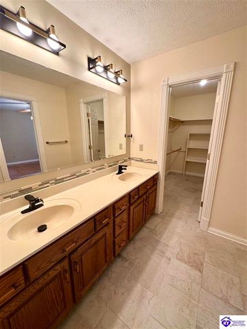 710 Freeman Lake Road, Elizabethtown, KY 42701