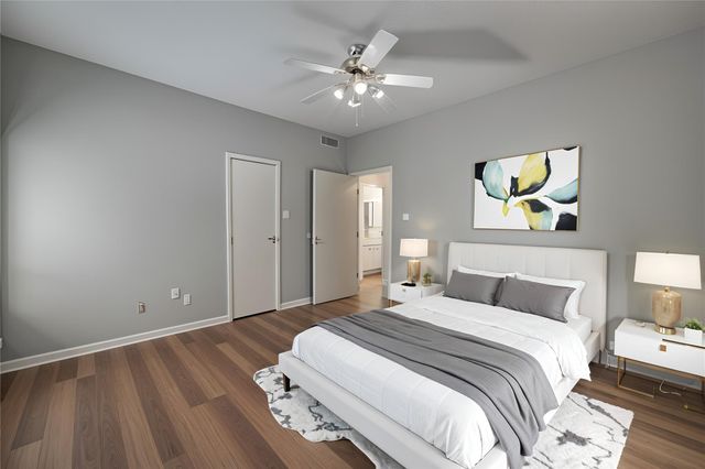 10049 Westpark Drive 135, Houston, TX 77042