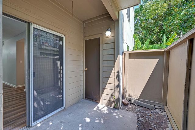 10049 Westpark Drive 135, Houston, TX 77042