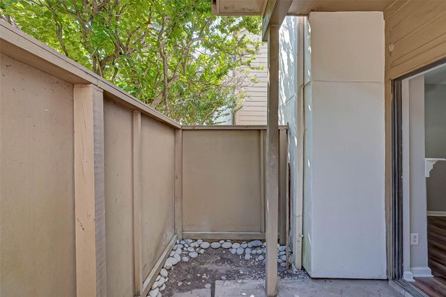 10049 Westpark Drive 135, Houston, TX 77042