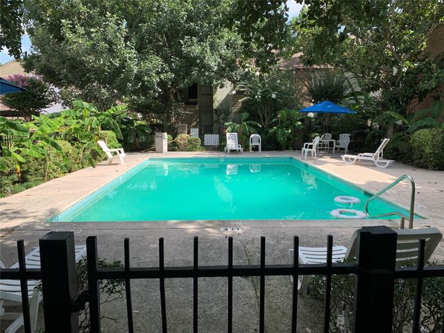 10049 Westpark Drive 135, Houston, TX 77042