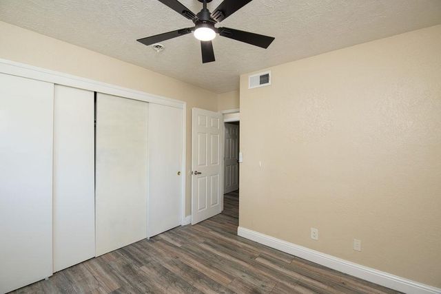 1121 Brookside Rd, Stockton, CA 95207