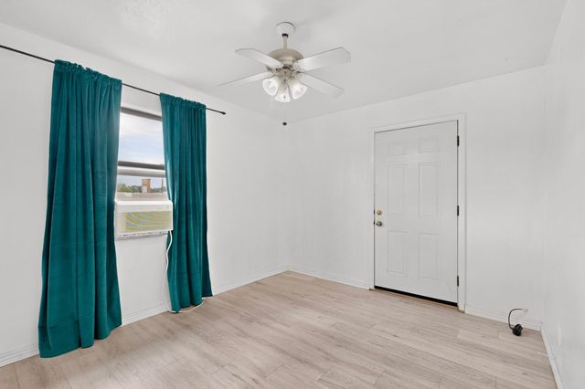 615 Quincy Street NE A & B, Albuquerque, NM 87110