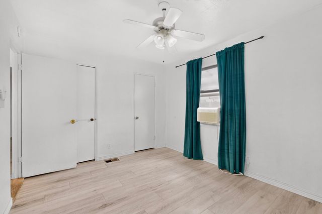 615 Quincy Street NE A & B, Albuquerque, NM 87110