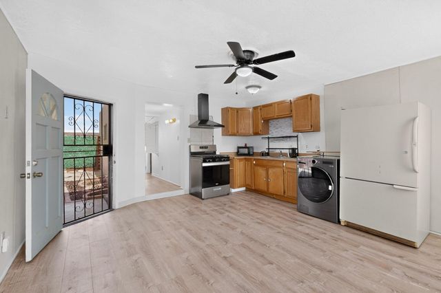 615 Quincy Street NE A & B, Albuquerque, NM 87110