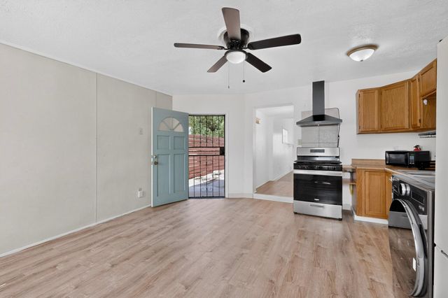 615 Quincy Street NE A & B, Albuquerque, NM 87110