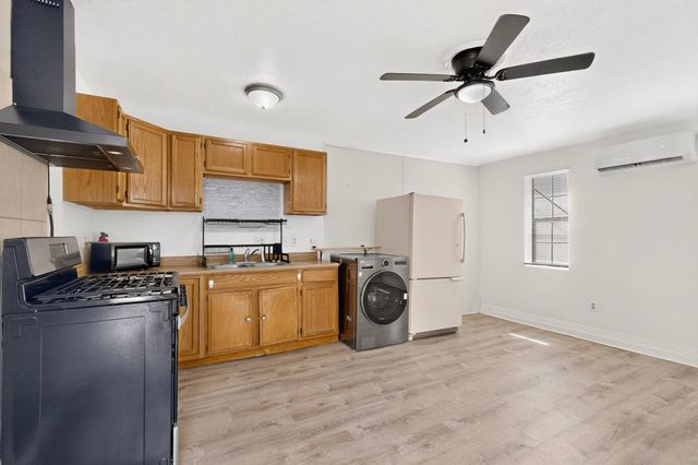 615 Quincy Street NE A & B, Albuquerque, NM 87110
